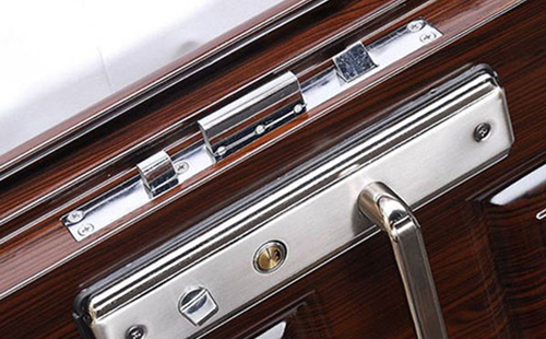 新建24小时上门开锁公司